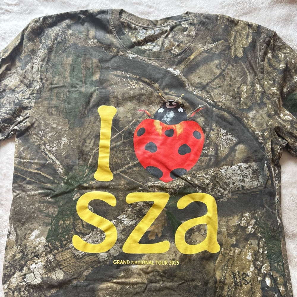 SZA merch